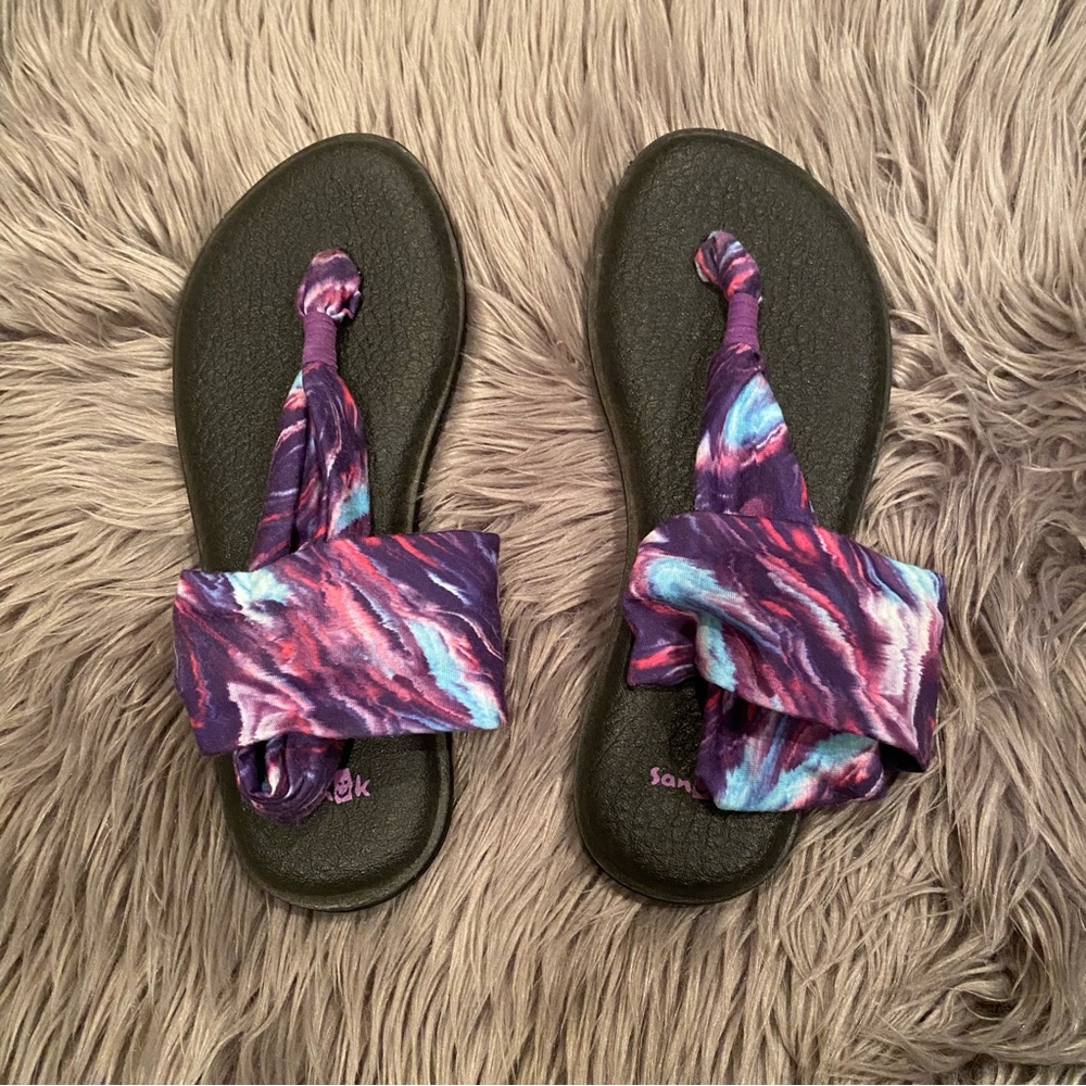 SOLD- Sanuk Yoga Sling 2 Tie Dye Sandals
